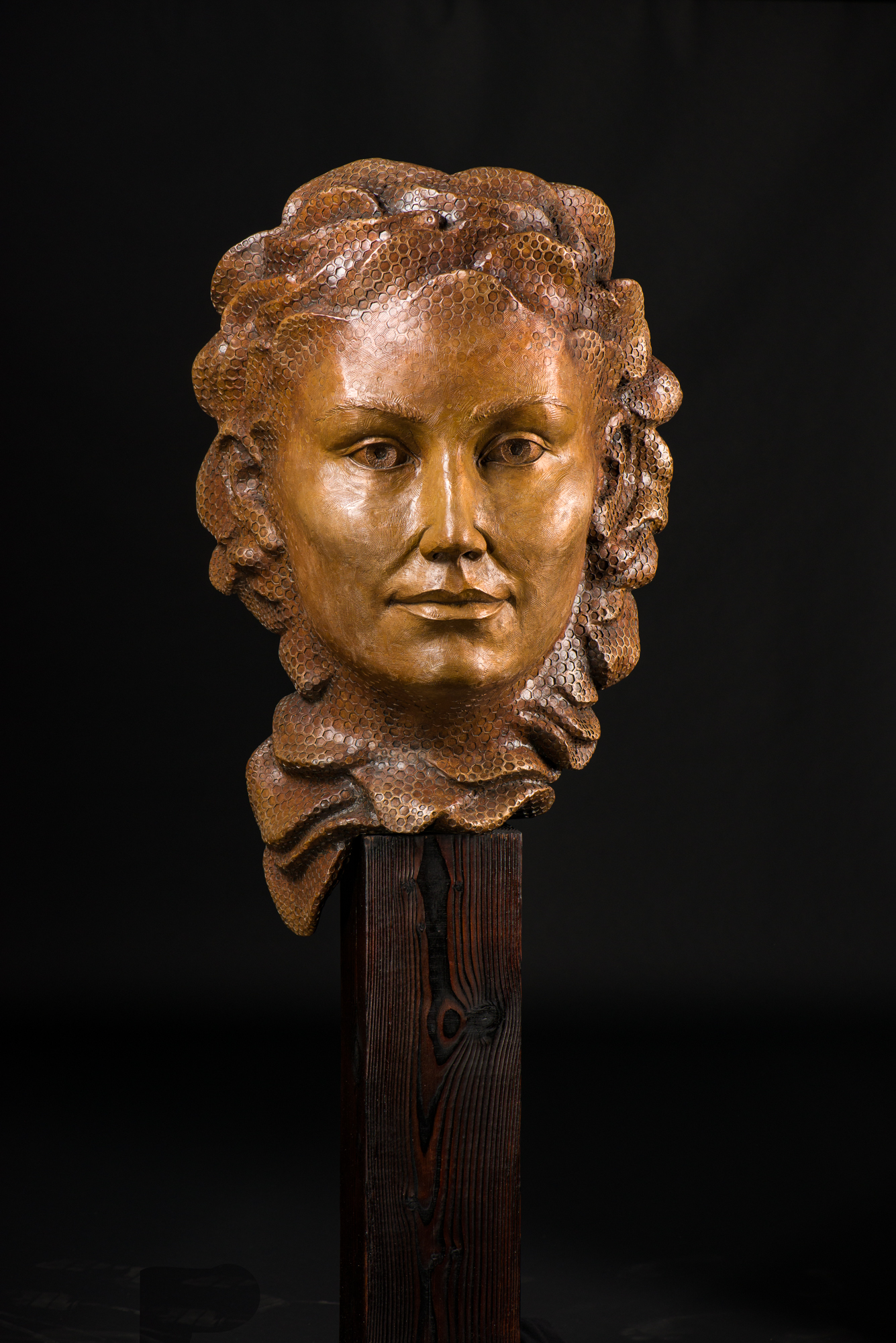 Queen Bee by Brendon Murless – £4,500